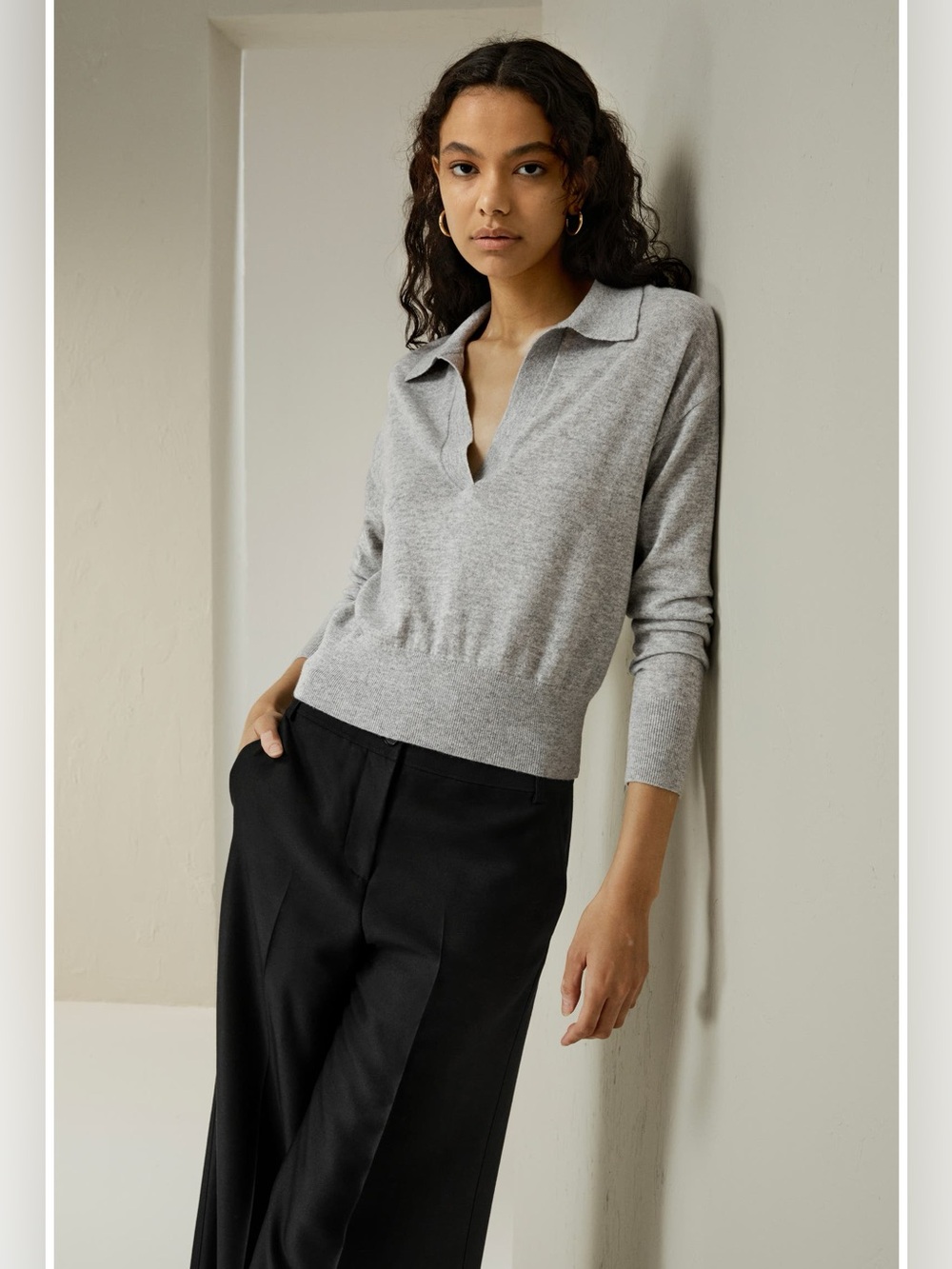 Lilysilk Cashmere Light Gray Collared V-Neck Sweater medium